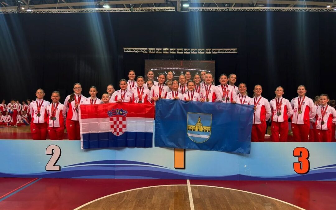 S nastupa na Europskom mažoret kupu u Poreču mažoretkinje donijele zlato, srebro i broncu