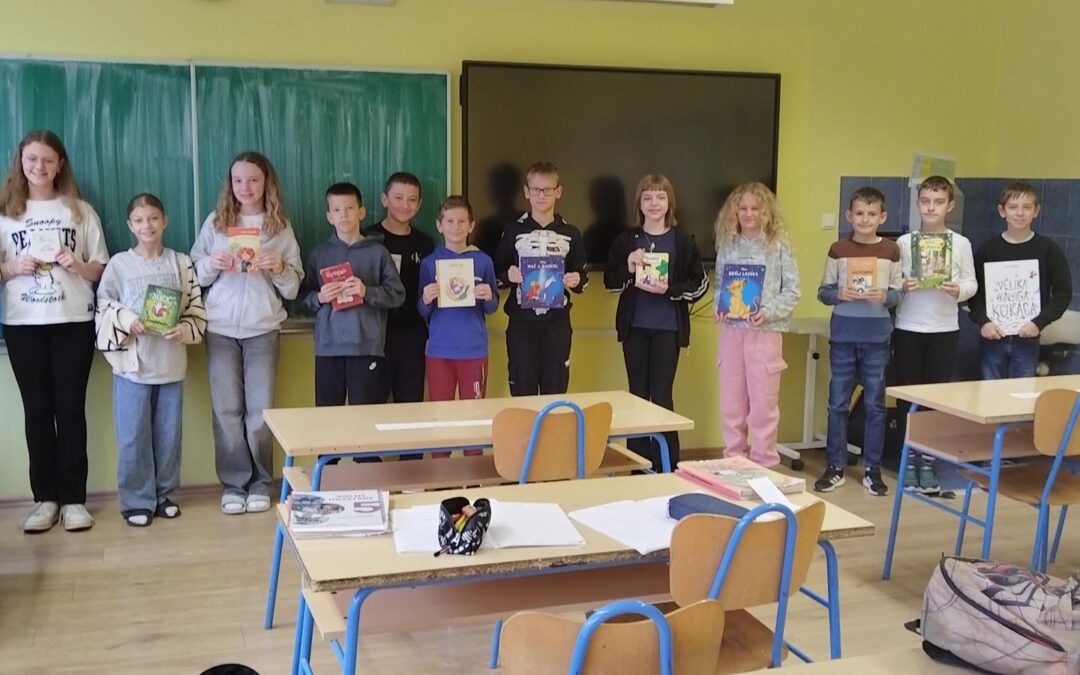 Učenici 5. razreda raznim aktivnostima obilježili Mjesec hrvatske knjige
