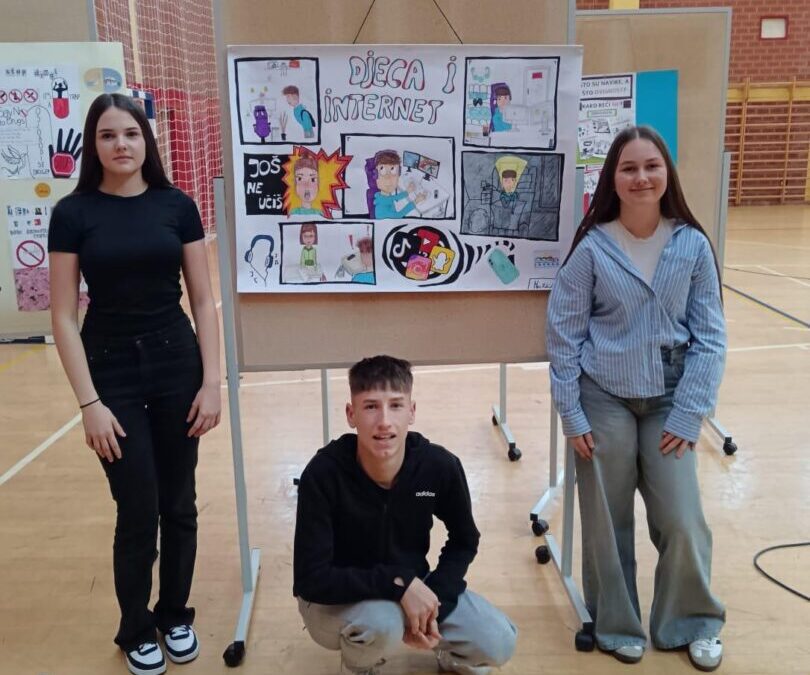 Izložba radova Mladih Crvenog križa